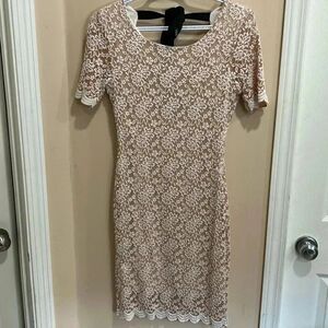 (7)  Lace low cut back dress